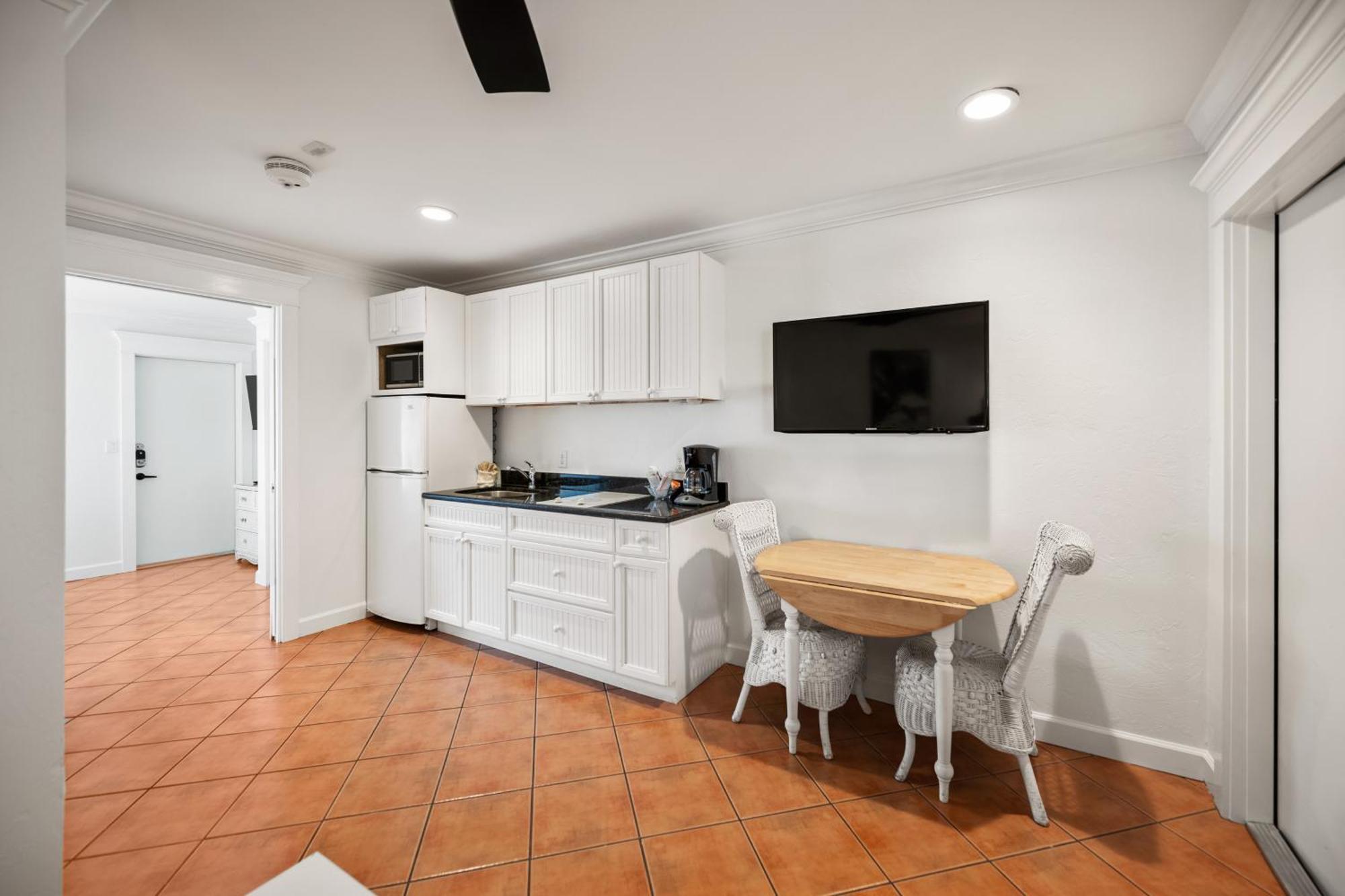 בראדנטון ביץ' Tropic Isle At Anna Maria Island Inn מראה חיצוני תמונה